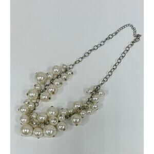 Gold Pearl Necklace. WA452